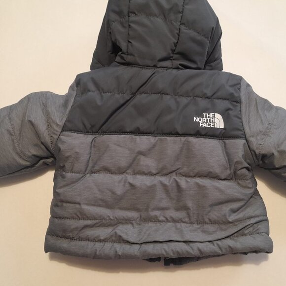 The North Face Baby 0-3 Months Reversable Jacket New with Tags - Picture 6 of 11